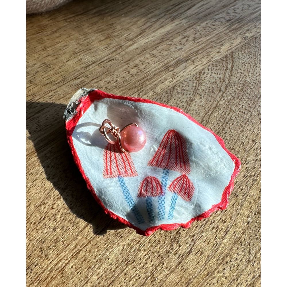 Petite Shell Vessels- Hearts & Flowers