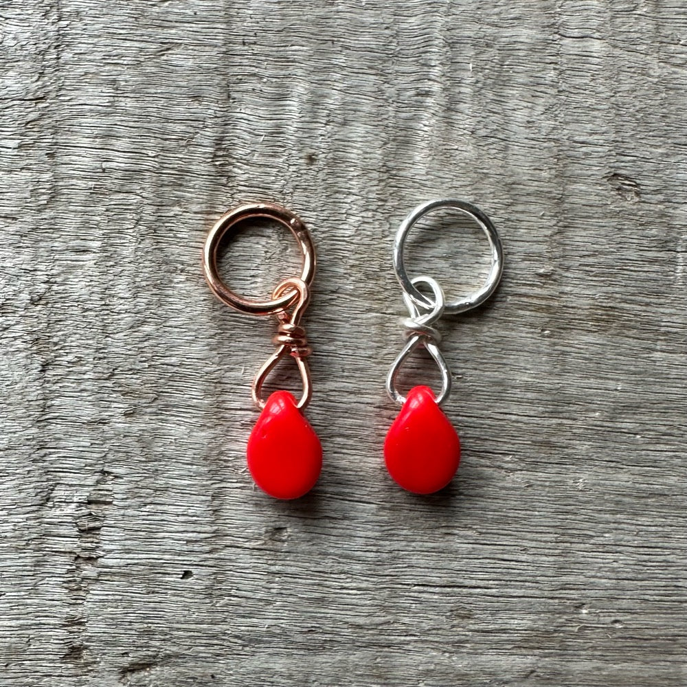 Glass Speckle - Red Lip