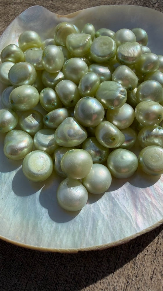 Freshwater Pearls - Aloe
