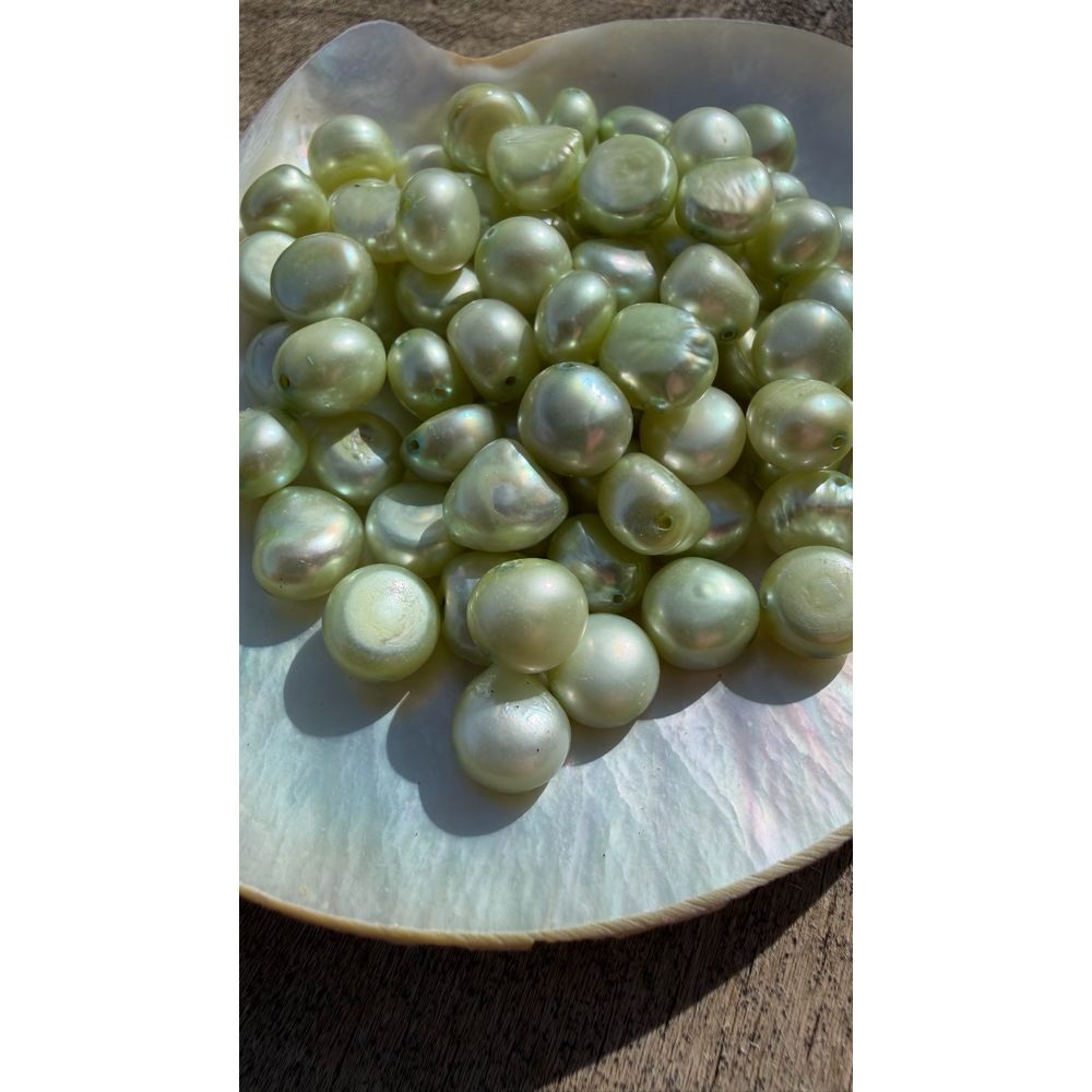 Freshwater Pearls - Aloe