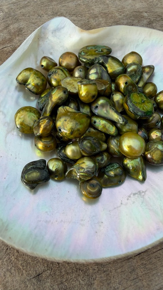 Freshwater Pearls - Chartreuse Baroque