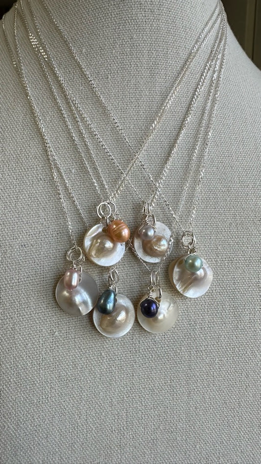 Blister Pearl Pendant Necklace