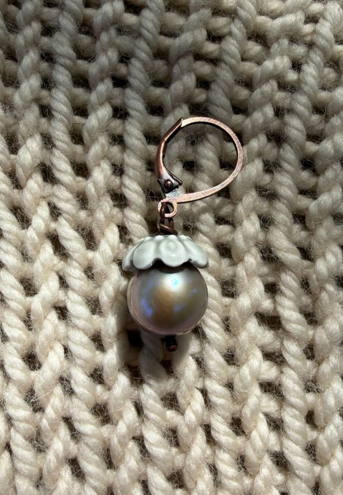 Ceramic & Pearl Acorn