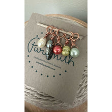 Load image into Gallery viewer, Freshwater Pearl Mix - Parka Stripes
