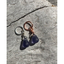 Load image into Gallery viewer, Small Handcrafted Glass Drops - Purple
