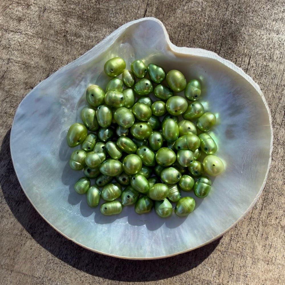 Freshwater Pearls - Pea Shoot