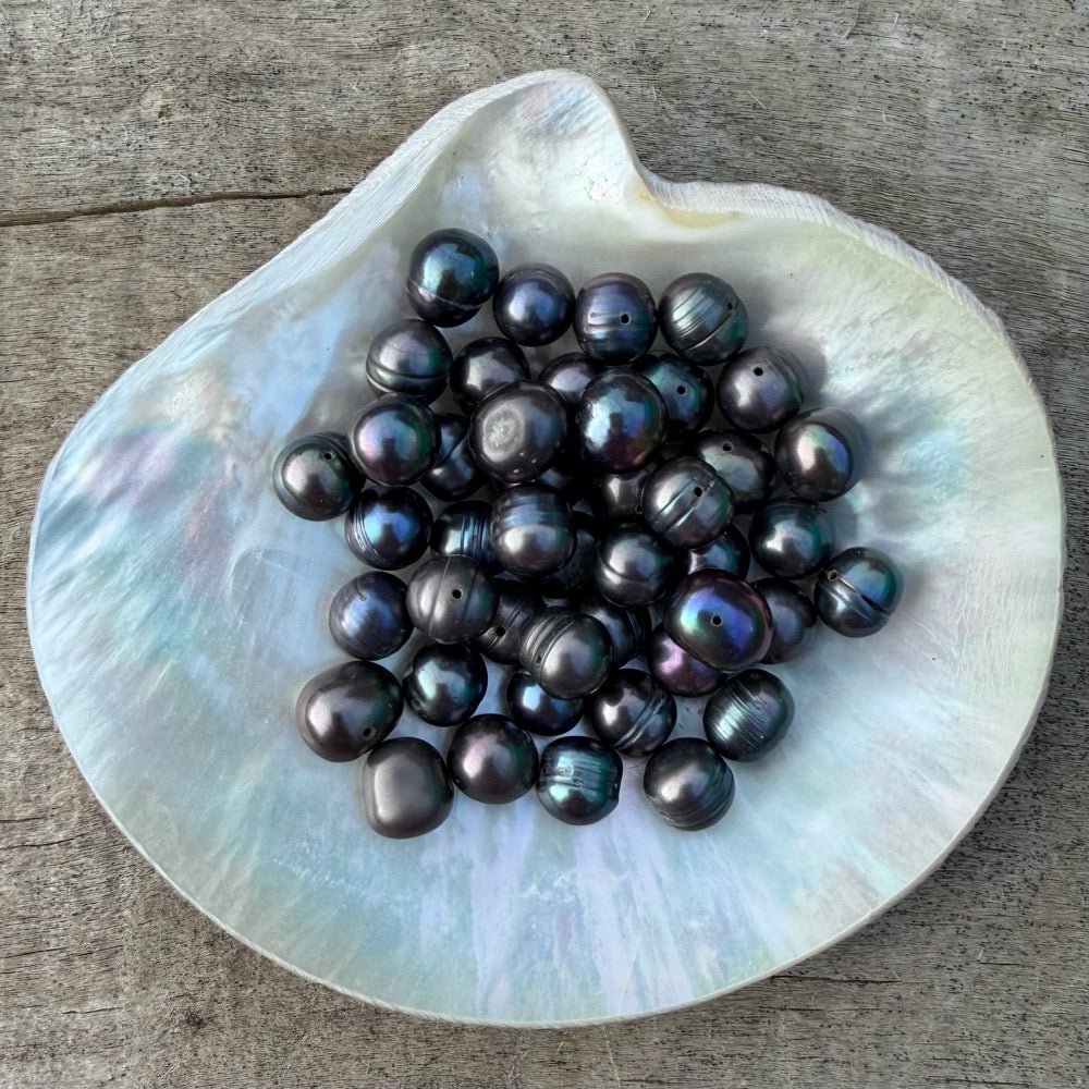 Freshwater Pearls - Deepest Iridescent Blue