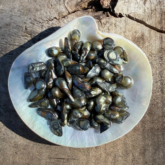 Freshwater Pearls - Mossy Brick