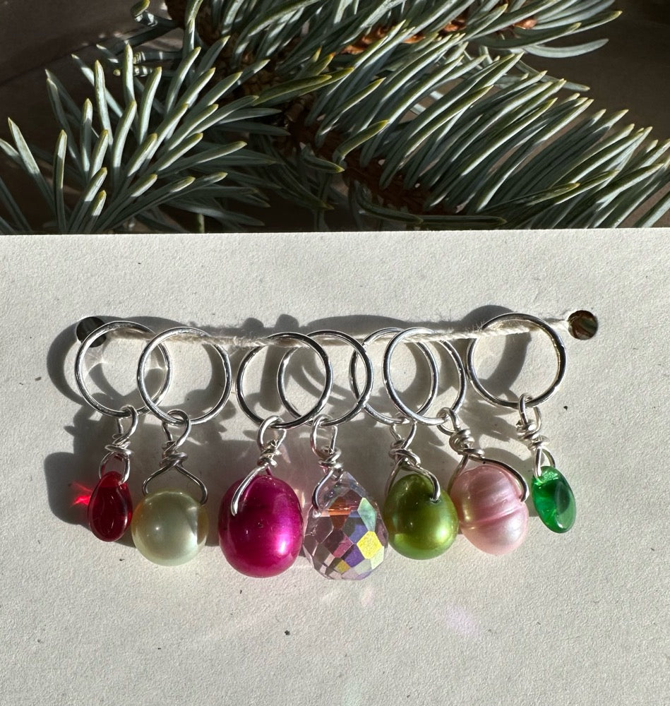 Peppermint Swirl Pearl, Crystal & Glass Mix