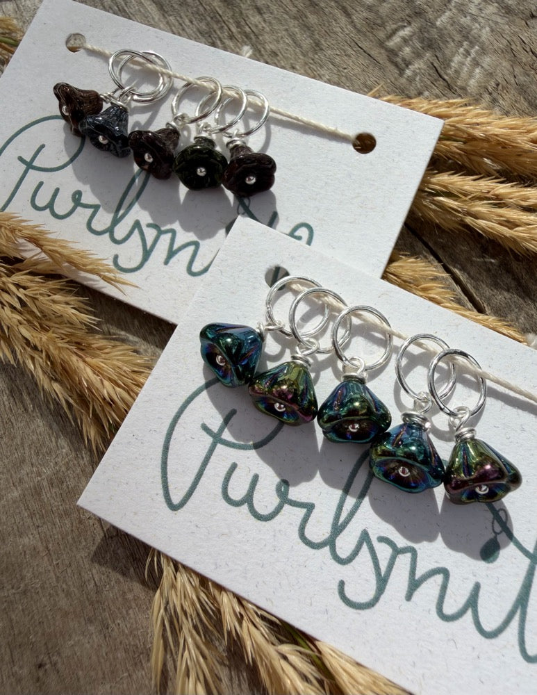Metallic Glass Flowers