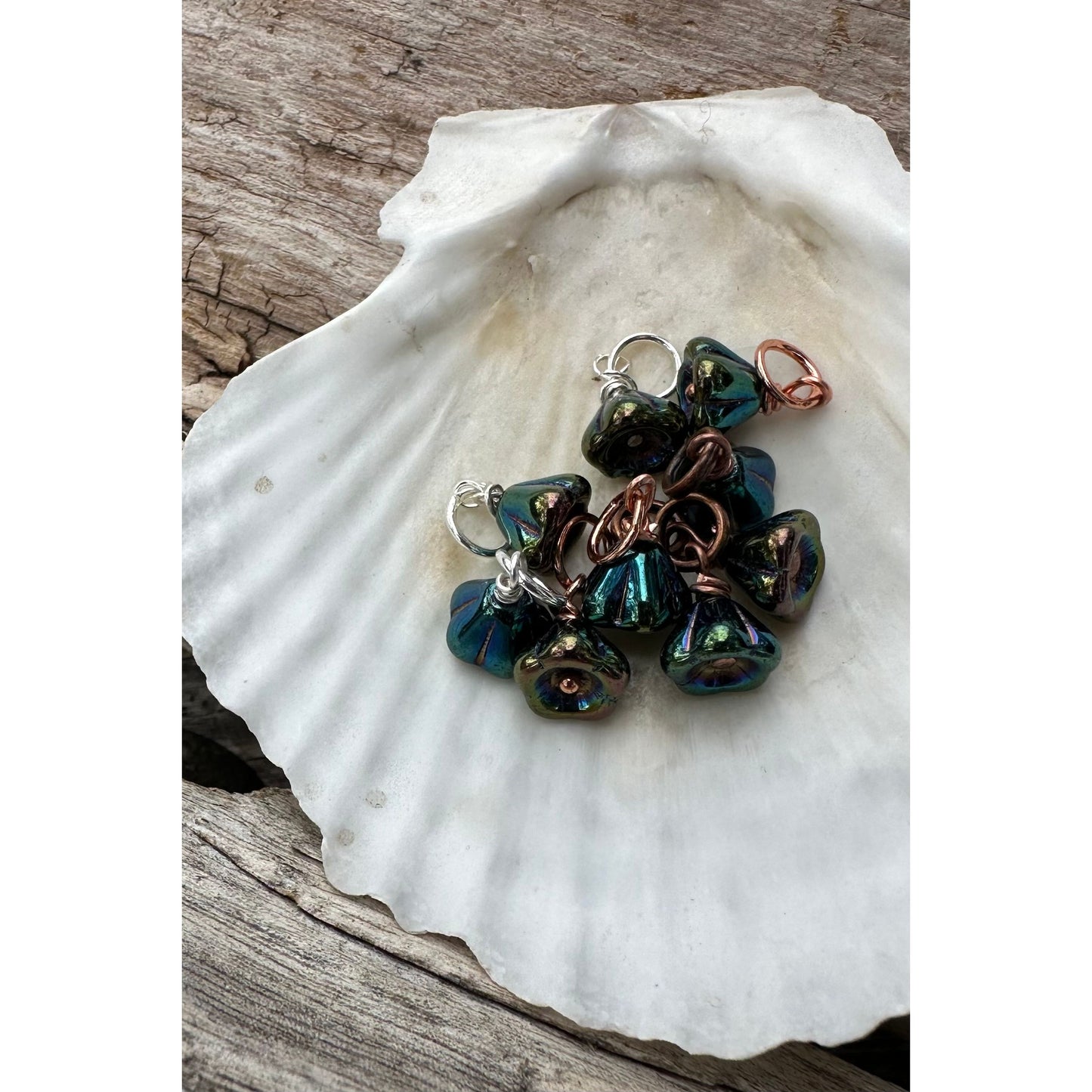 Glass Flower- Dark Green Iridescent