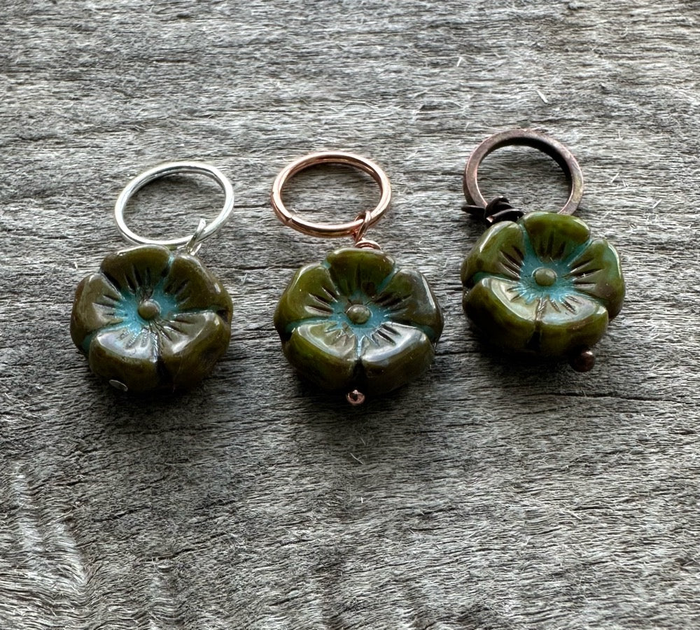 Cut Glass Blossom - Olive