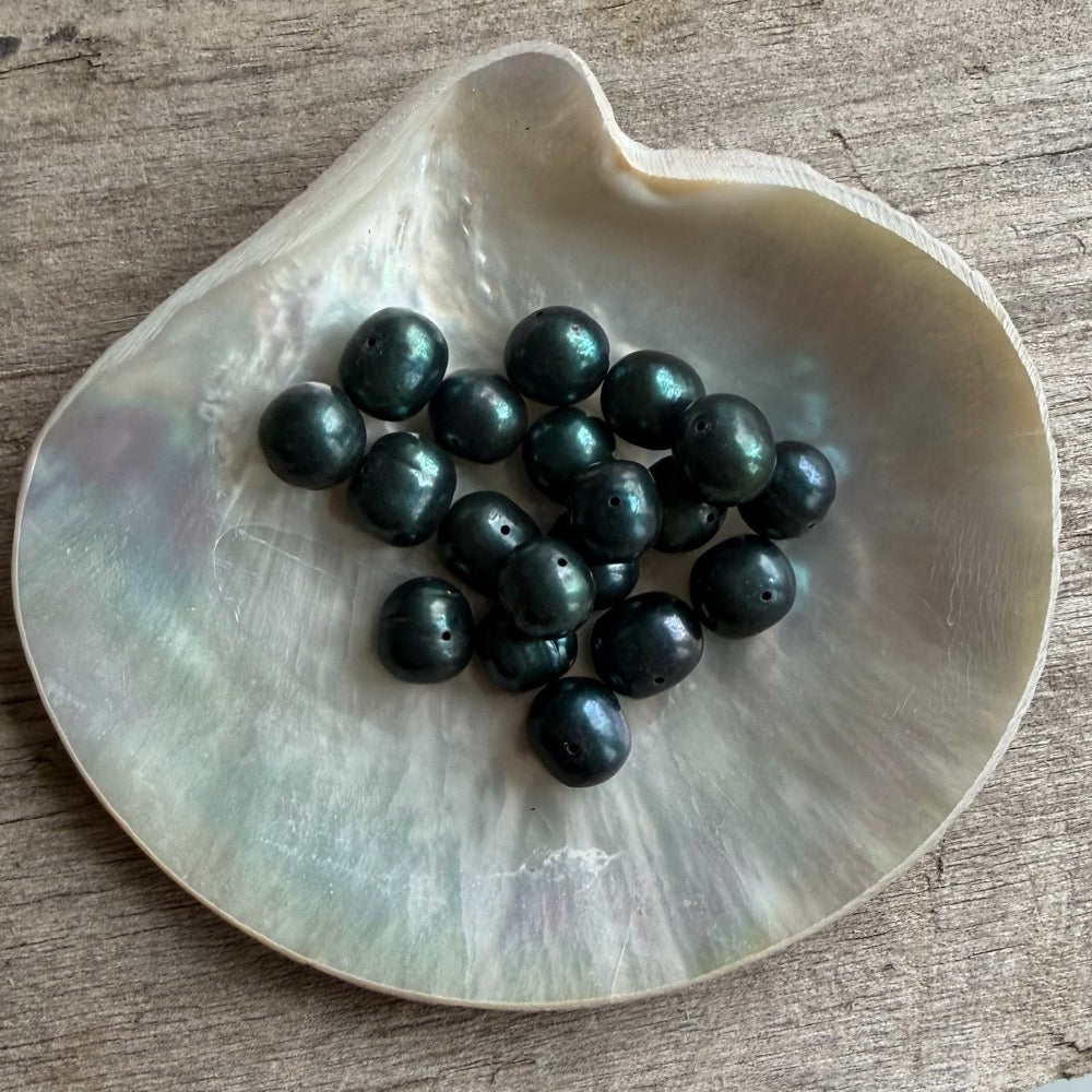 Freshwater Pearls - Lauren